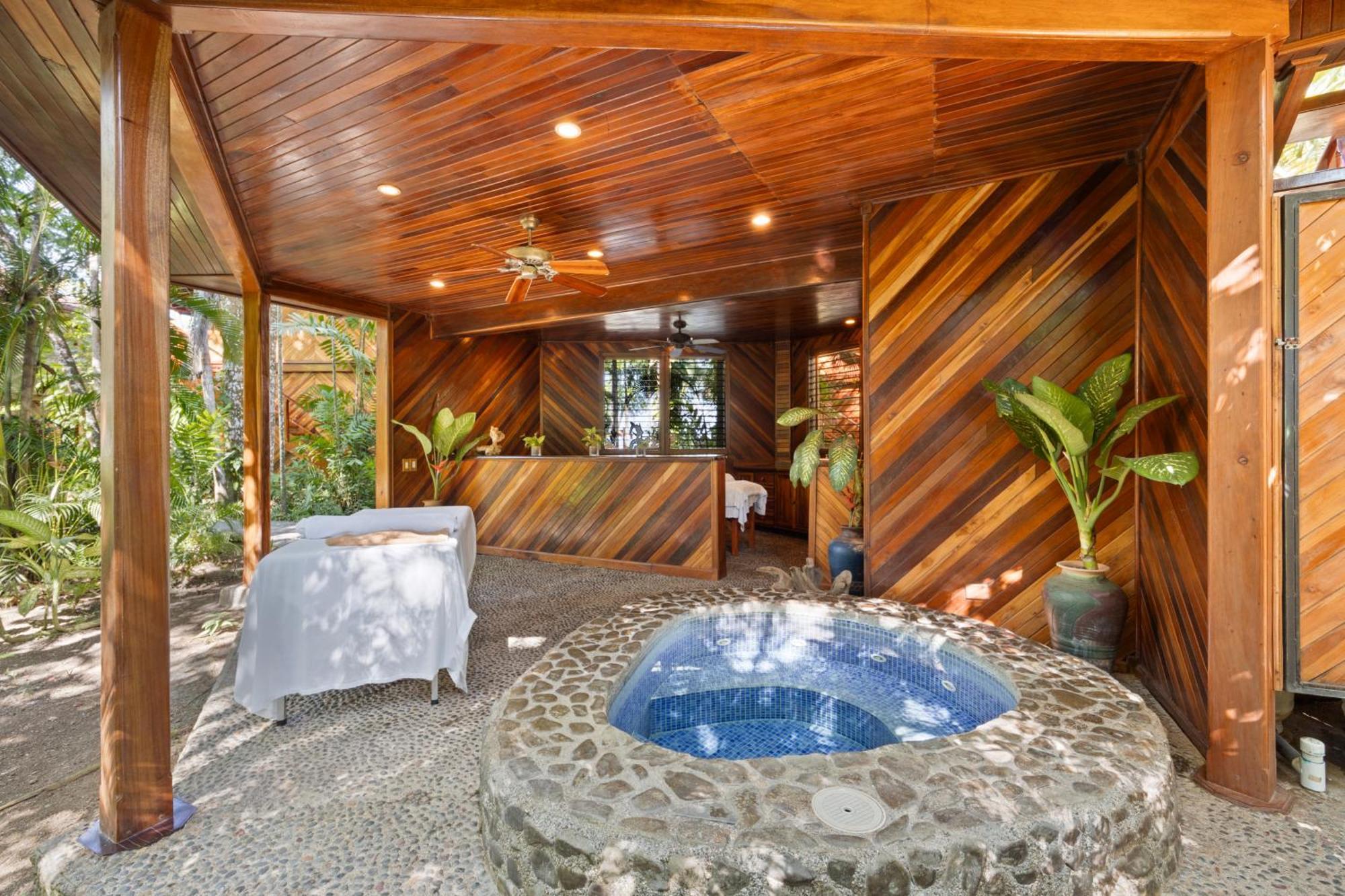 Tambor Tropical Beach Resort- Adults Only Esterno foto